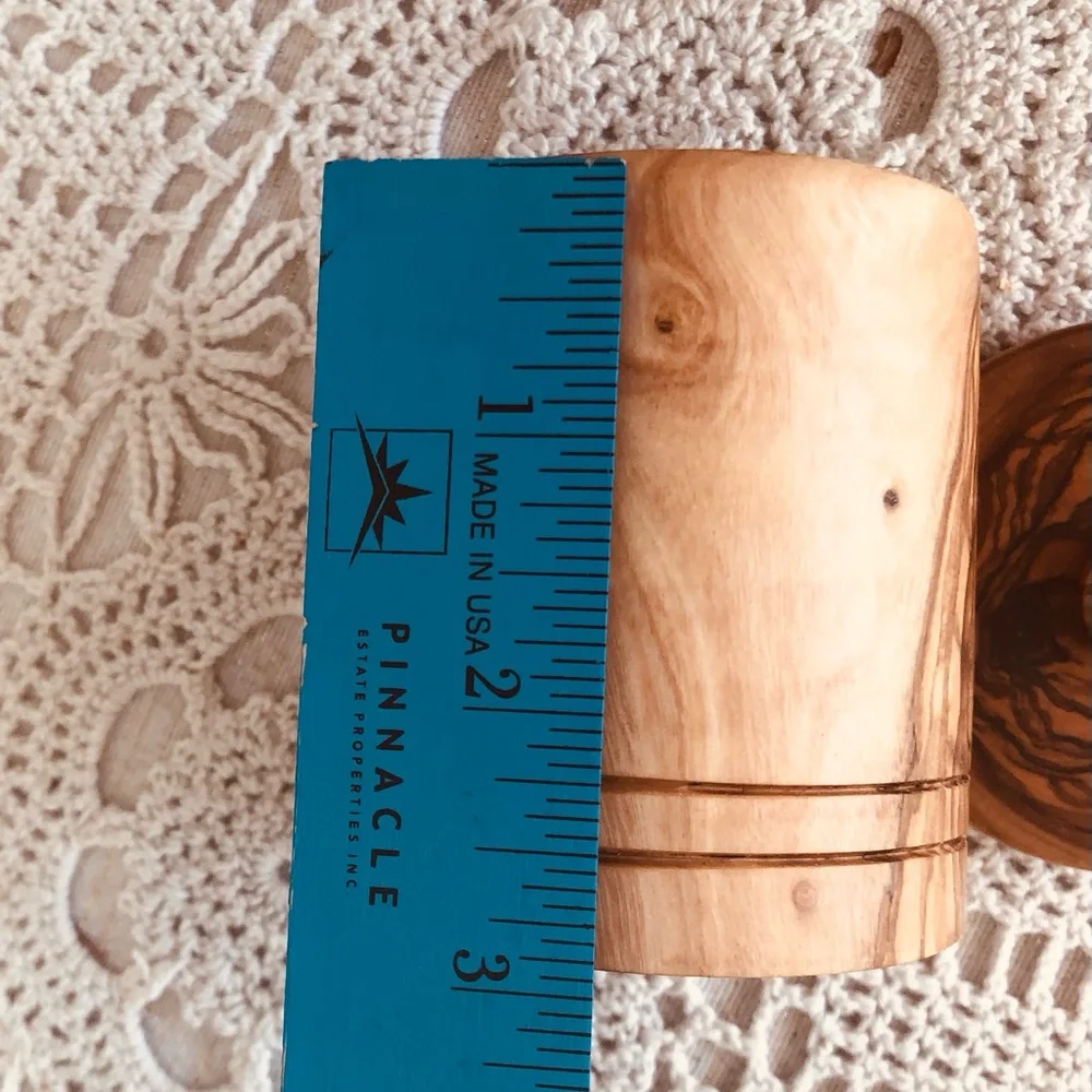 NATURAL OLIVE WOOD HONEY JAR